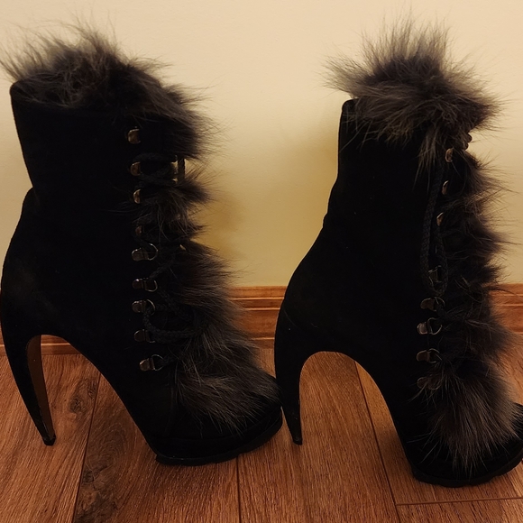 Walter Steiger fur boots - Picture 3 of 11